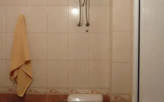 Adi Apartments