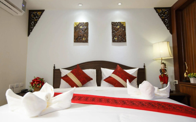 Chang Siam Inn