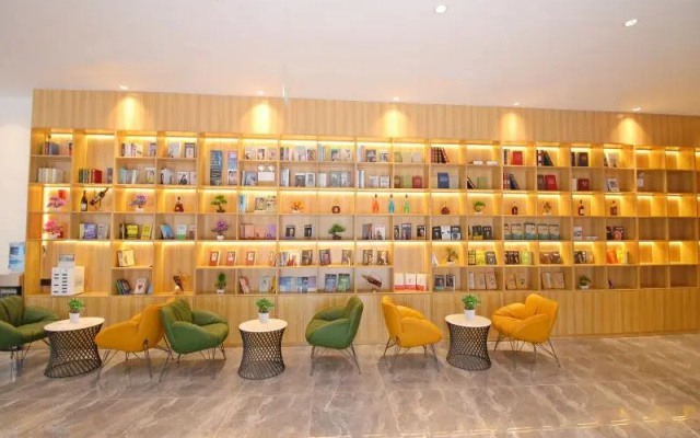 GreenTree Inn Express Suzhou Tai Lake Xukou Huadun Metro Station