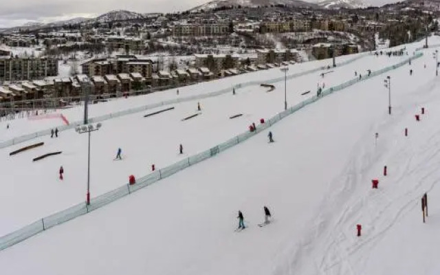 Edgemont 2701 - Luxury Ski-in Ski-out Condo