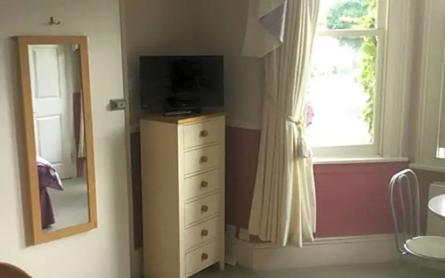 Netley Guest House