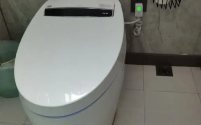 RuJia Huayi Homestay (Xianghe Zhongyi Furniture City)