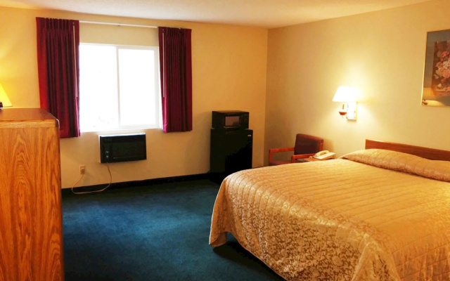 Keystone Boardwalk Inn and Suites