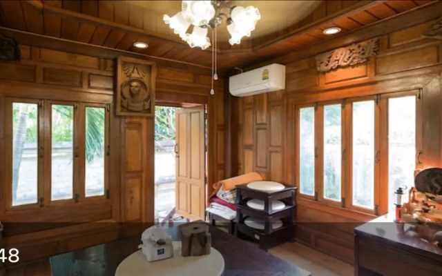Sunny Stone Villa