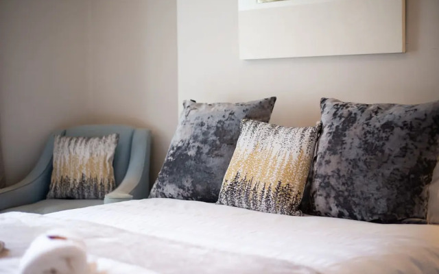 Willows-Cardiff Guest House