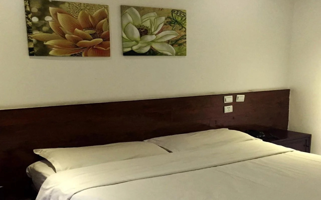 365 inn - Hostel