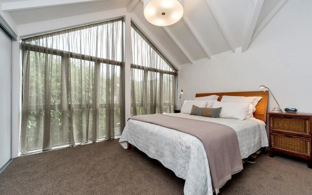 QV Sunny Secure City Townhouse - 602