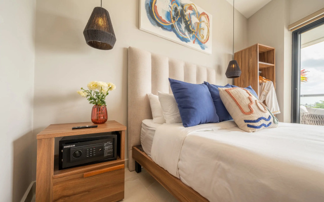 Kippal T Pacio Where Luxury Sea