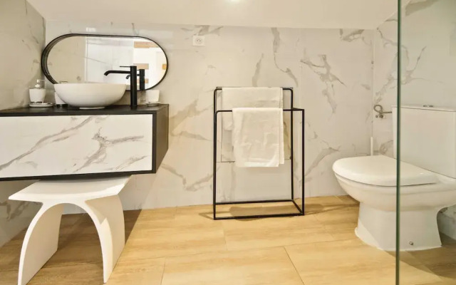 Bright Apartment - AC- 2P - Center of St Tropez