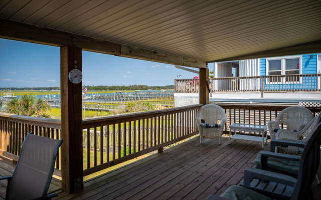 Sound Sleeper by Oak Island Accommodations