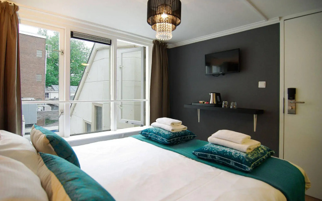 Flower Market Hotel