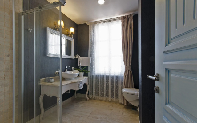 Alacati Roka Tas Otel