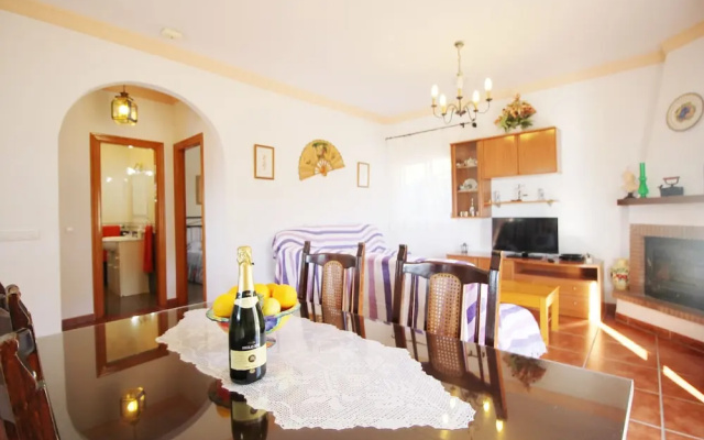 1084 Villa Manolo