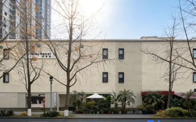 Grey Parrot Hotels
