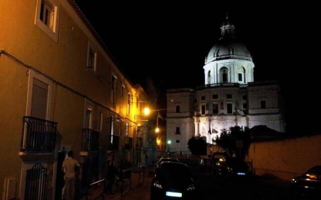 Отель Casa Santa Clara Португалия, Лиссабон - отзывы, цены и фото номеров - забронировать отель Casa Santa Clara онлайн вид на фасад