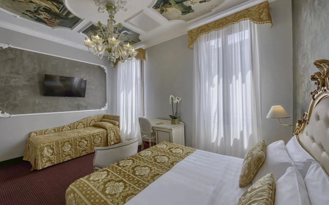 Hotel Pausania