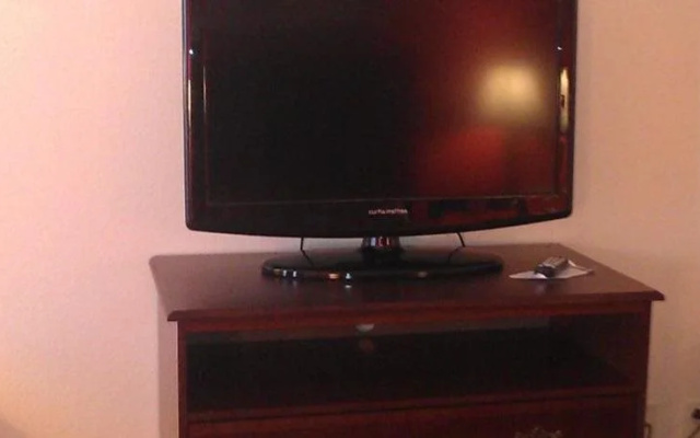 Robinson Inn and Suites