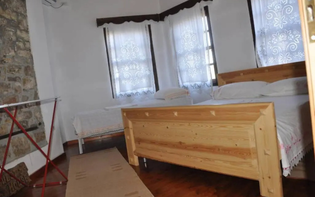 Eva guest house