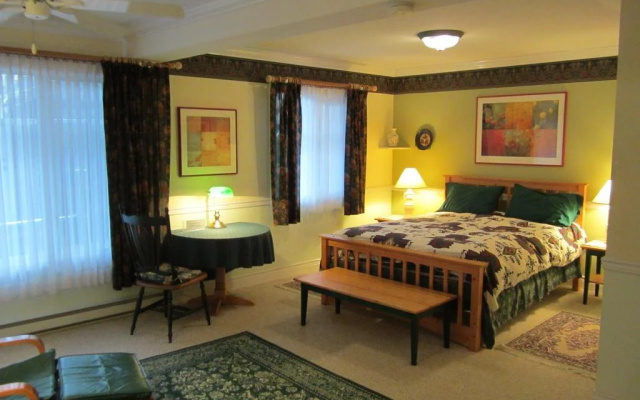 Pineridge B&B