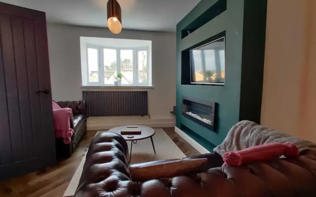 Holiday Home Near Mumbles Pier