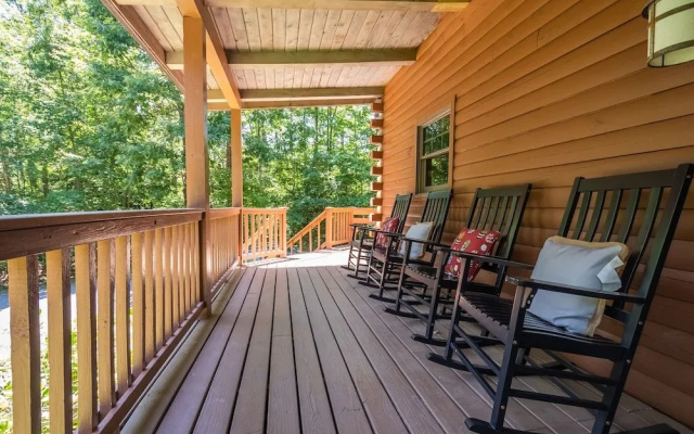 Big Dipper Lodge