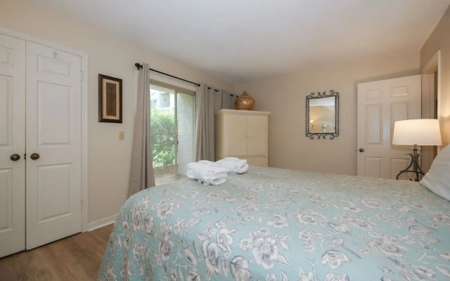 6 Beach Arbor