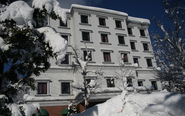 Hotel Abest Happo Aldea Хакуба вид на фасад