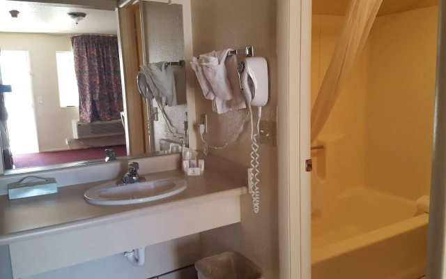 Sway Hotel Lake Havasu