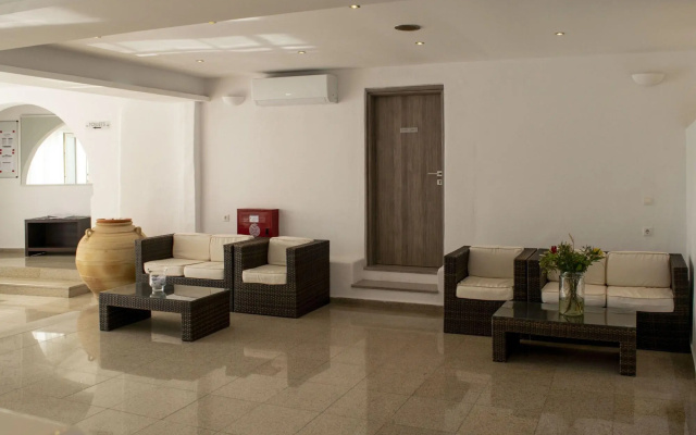 Giannoulaki Resort