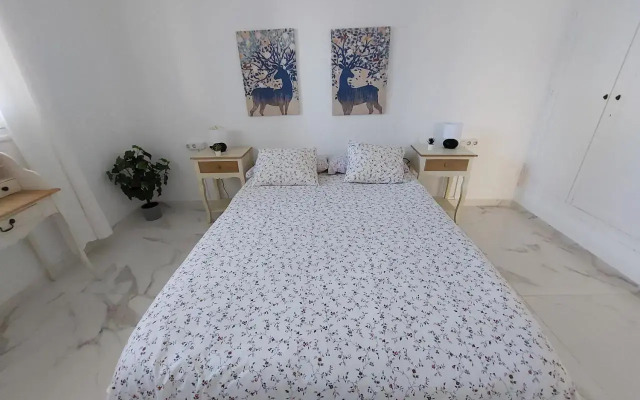 CHALET A 5 METROS DEL MAR.Wifi gratis