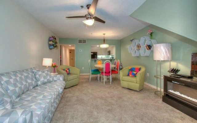 Laurel Court 301