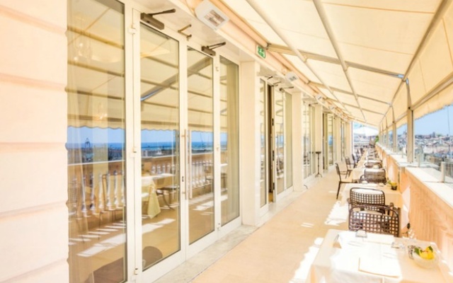 Отель Grand Hotel Savoia Италия, Генуя - 3 отзыва об отеле, цены и фото номеров - забронировать отель Grand Hotel Savoia онлайн вид на фасад