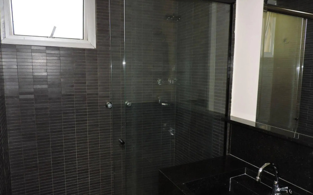 Flat Oeste La Residence