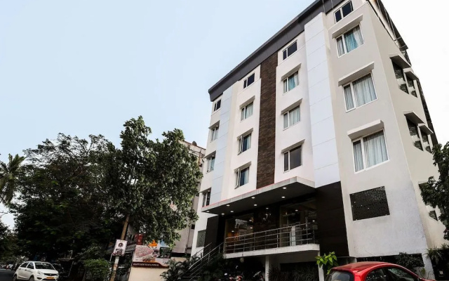 Capital O 29581 Rohini Jazz