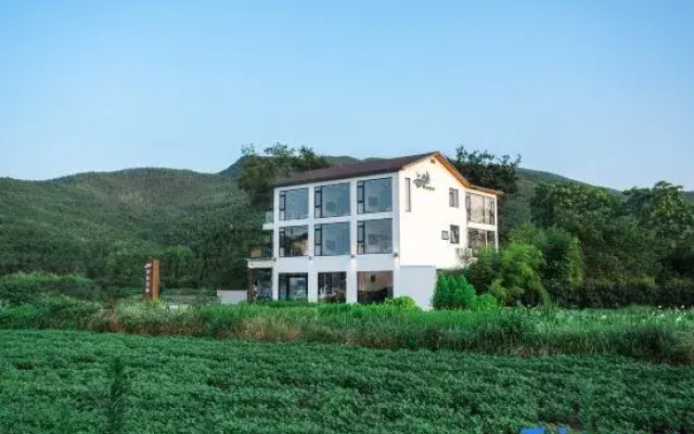 Wuju Wusu (Yueliangwan Scenic Area)