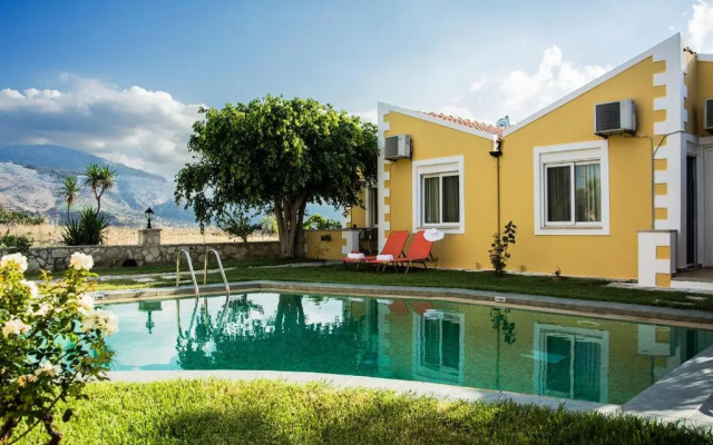 Plakalona Apartments