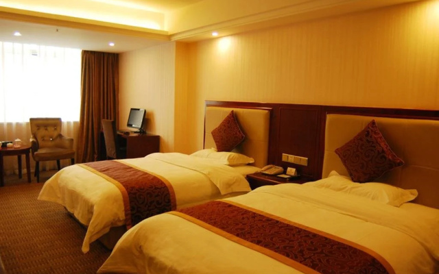 Luzhou Sotelinn Century Hotel