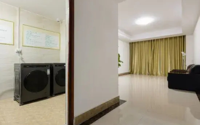 City Comfort Inn Hotel (Daxin Detian Square)