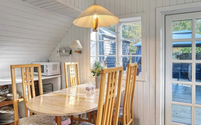 6 Person Holiday Home in Rodby