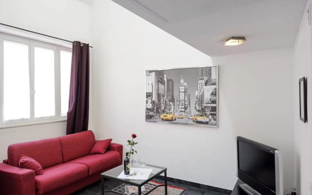 Isola Apartments