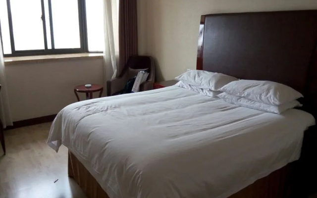 Guang Dong