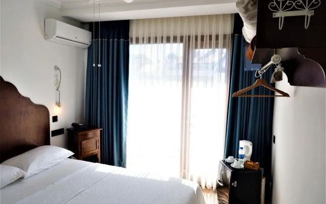 Foca 1887 Otel