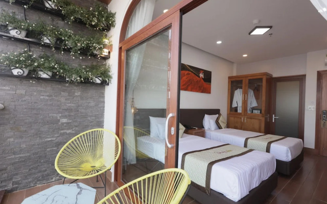 Cat Tuong Hotel
