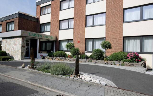 Отель Garten-Hotel Ponick Германия, Кёльн - отзывы, цены и фото номеров - забронировать отель Garten-Hotel Ponick онлайн вид на фасад