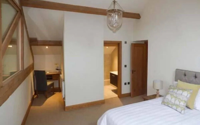 Oak Cottage