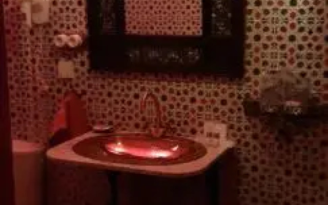 Hotel Cueva Tardienta Monegros-Adults Only