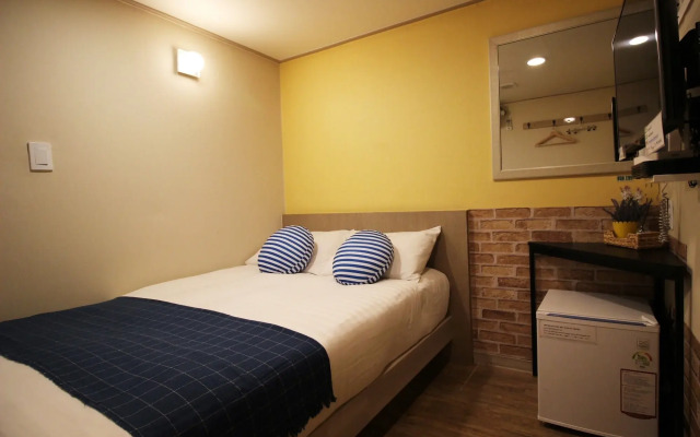 Dongdaemun Hwashin Hostel