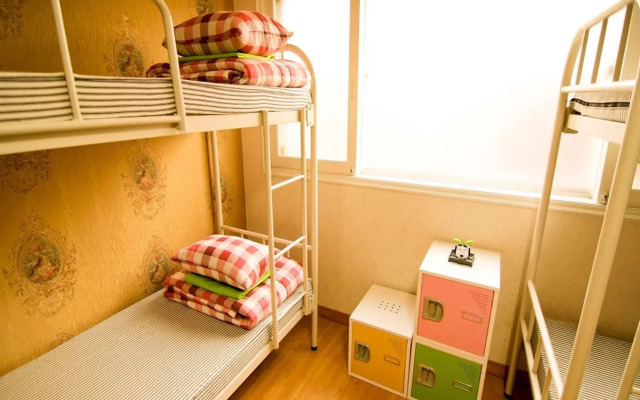 Kimchee Hongdae Guesthouse