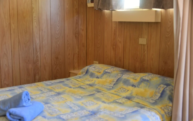 Ball Park Caravan Park