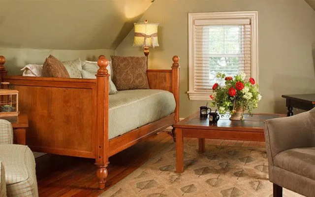 The Sayre Mansion Inn